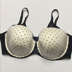 NWOT Torrid Black and Cream Polka Dot Bra
